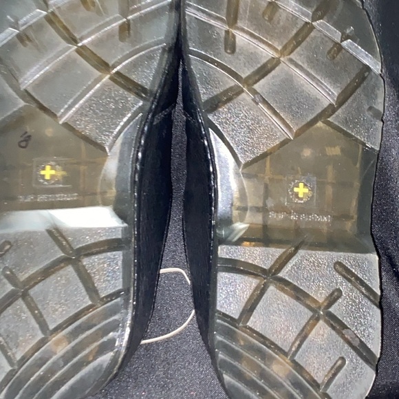 Dr. MARTENS AIRWAIR Men's SIZE 12 Black Leather Shoes.GOOD CLEAN CONDITION - Picture 4 of 16